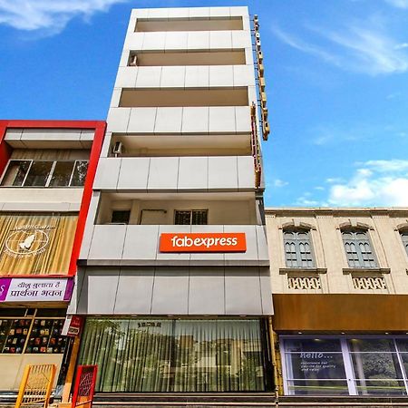 Mukesh Residency Hotel Pune Exterior photo