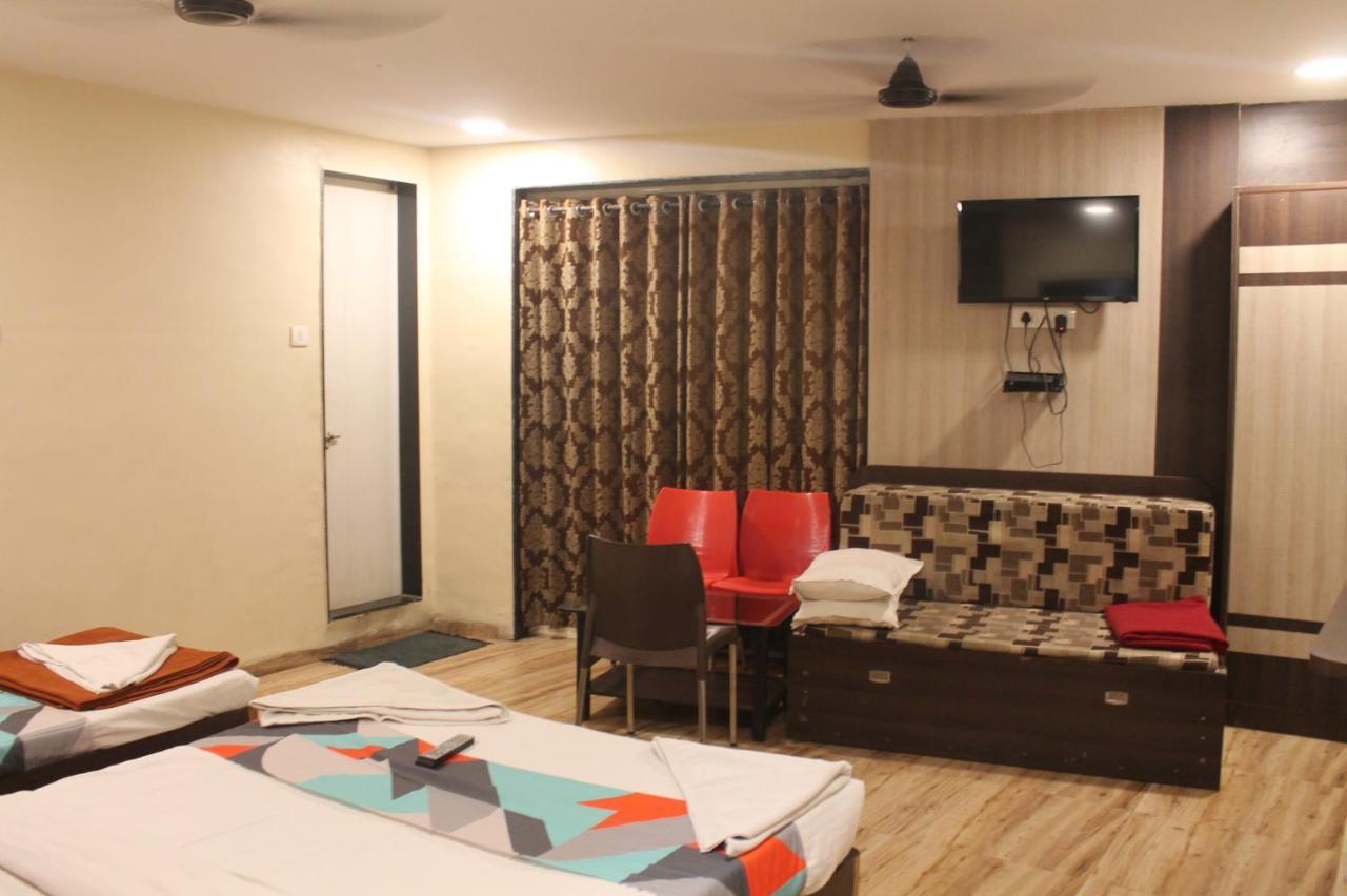 Mukesh Residency Hotel Pune Exterior photo