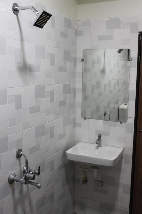 Mukesh Residency Hotel Pune Exterior photo