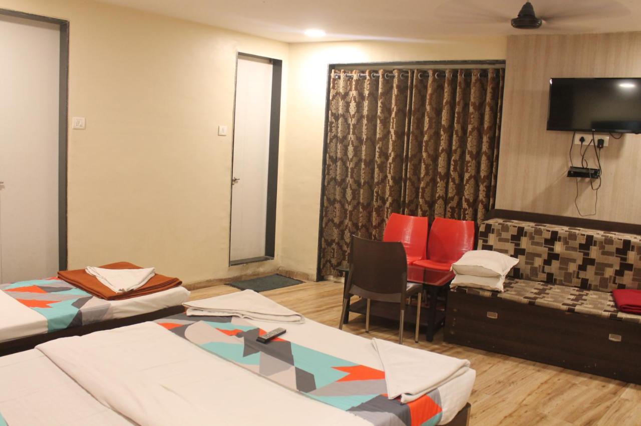 Mukesh Residency Hotel Pune Exterior photo